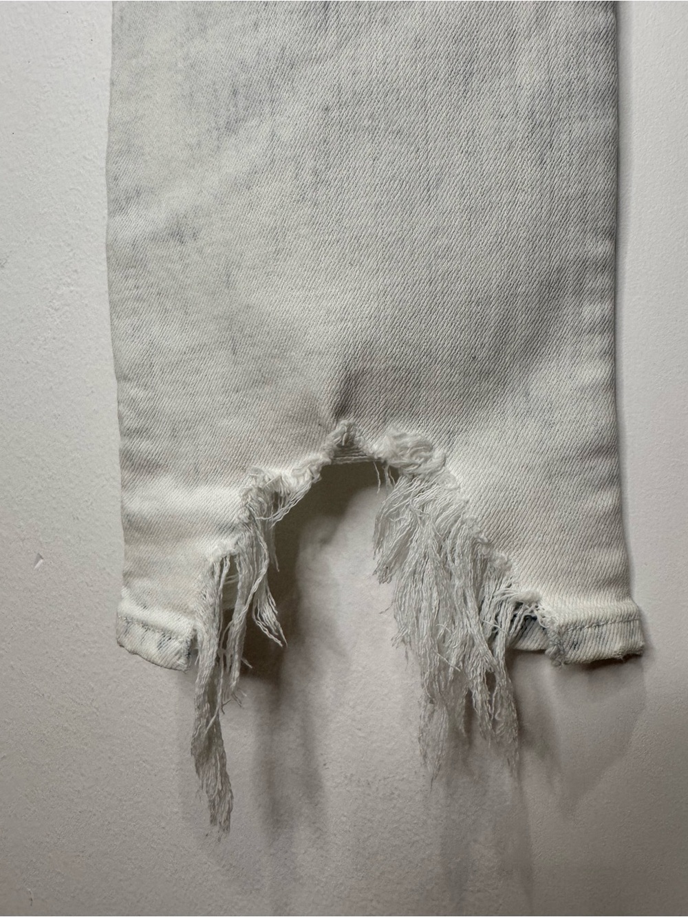 L’AGENCE High Waist Slim Harmon Jeans Electra Acid Wash Distressed Raw Hem 25 - Picture 12 of 14